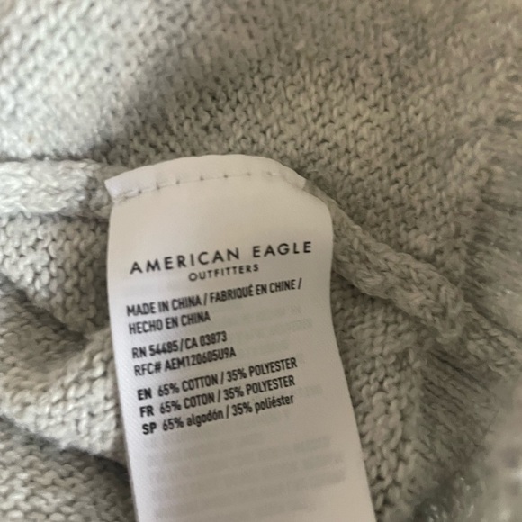 American Eagle gray pullover hooded sweater. Size Small. - Picture 8 of 9